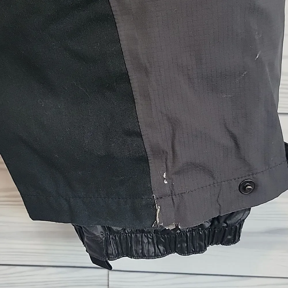 Mountain Hardwear durable waterproof